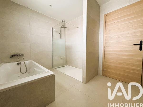 Maison à vendre 6 pièces 159 m² Thuir