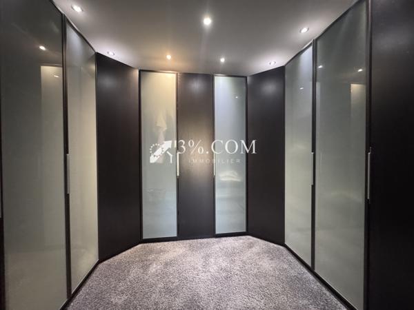 Maison 7 pièce(s) 5 chambre(s) 291 m²