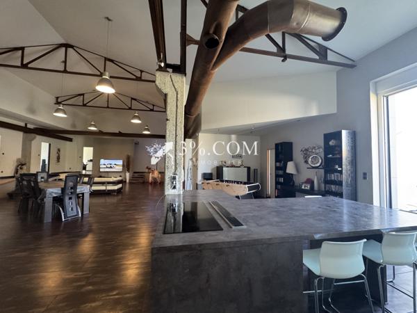 Maison 7 pièce(s) 5 chambre(s) 291 m²