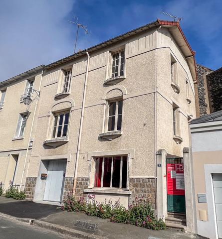 A vendre Maison à rénover, Centre historique Angers Doutre, 4 chambres