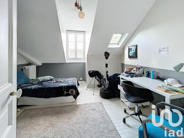 Maison 10 pièces de 292 m² à Garches (92380)