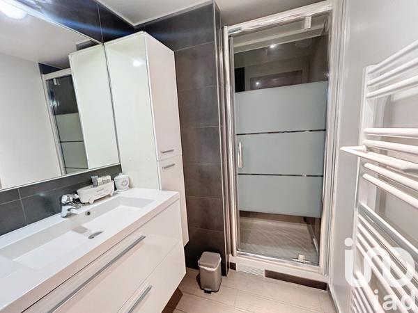 Maison 10 pièces de 292 m² à Garches (92380)