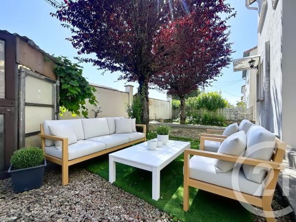 Maison à vendre  5 pièces - 88,16 m 2   L ISLE D ESPAGNAC  - 16