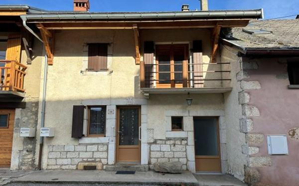 Maison à vendre    4 pièces • 110 m2 Cruseilles