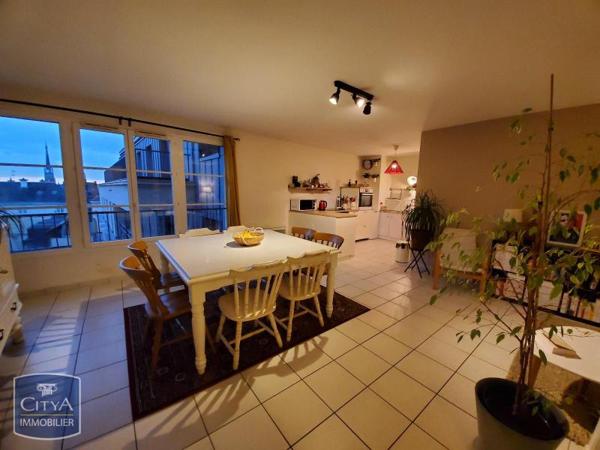 Appartement à louer 3 pièces 76.64m² Rouen (76000)