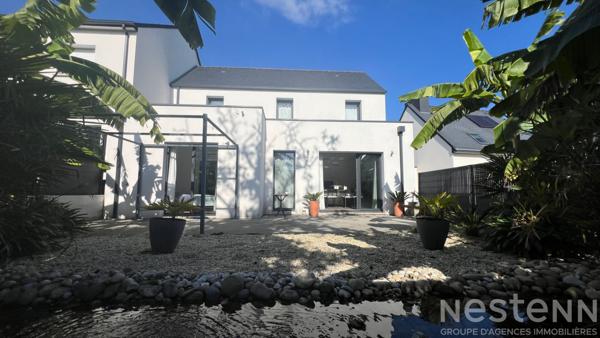 Maison contemporaine de 2020 dans le bourg de Plougoumelen