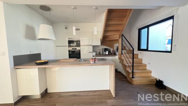 Maison contemporaine de 2020 dans le bourg de Plougoumelen