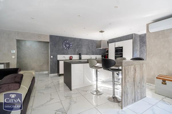 Maison à vendre 4 pièces 128.82m² Pont-de-Chéruy (38230)
