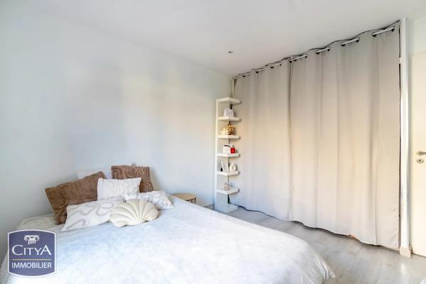 Maison à vendre 4 pièces 128.82m² Pont-de-Chéruy (38230)