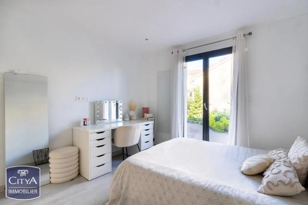 Maison à vendre 4 pièces 128.82m² Pont-de-Chéruy (38230)