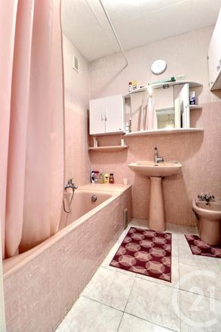 Appartement T3 à vendre  3 pièces - 64,91 m2 ST RAPHAEL - 83