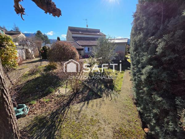 Maison familiale + T2 indépendant à Aiglun