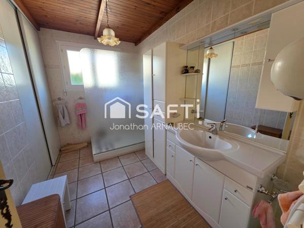 Maison familiale + T2 indépendant à Aiglun