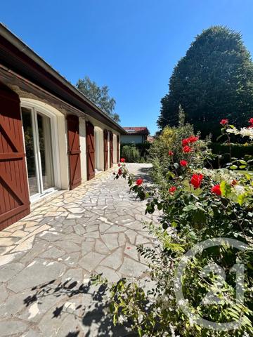 Maison à vendre  8 pièces - 155 m 2   PAU  - 64
