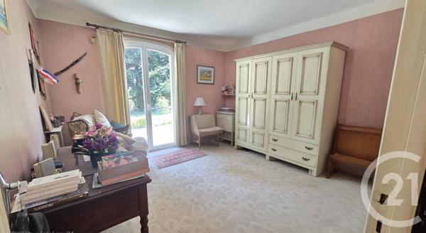 Maison à vendre  8 pièces - 155 m 2   PAU  - 64