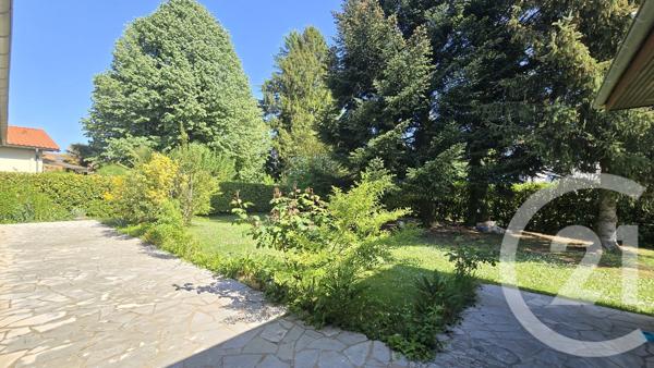 Maison à vendre  8 pièces - 155 m 2   PAU  - 64