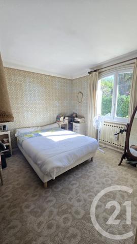Maison à vendre  8 pièces - 155 m 2   PAU  - 64