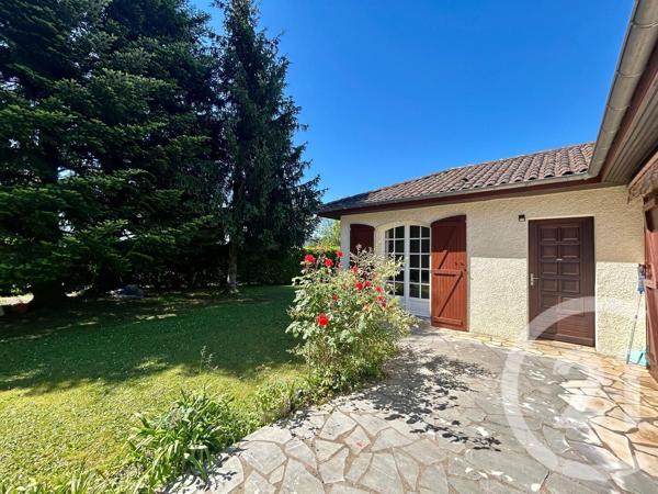 Maison à vendre  8 pièces - 155 m 2   PAU  - 64