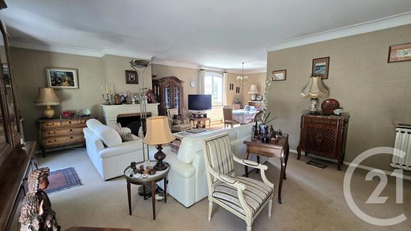 Maison à vendre  8 pièces - 155 m 2   PAU  - 64