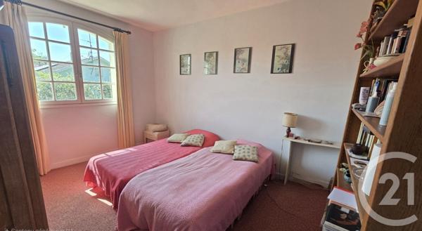 Maison à vendre  8 pièces - 155 m 2   PAU  - 64