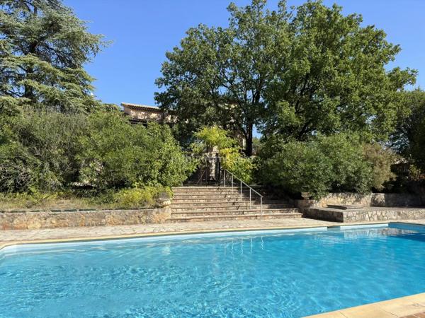 Vente Maison 12 pièces 289 m2 à Trans-en-Provence