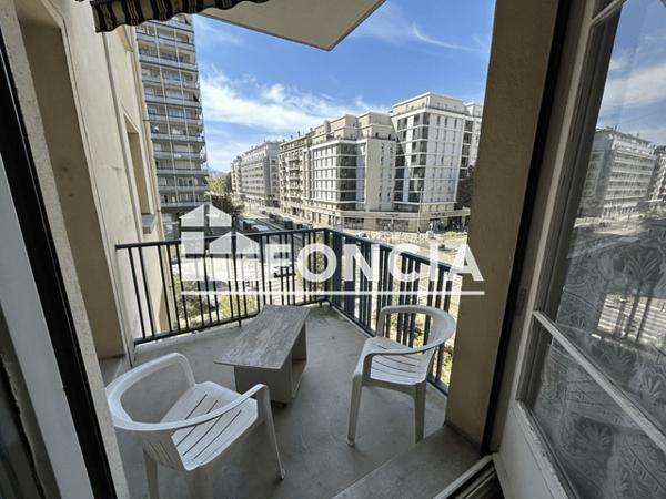 Location Studio meublé 26.7 m² - 13 AVENUE GENERAL CHAMPON Grenoble 38000