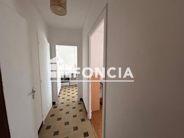 Location Studio meublé 26.7 m² - 13 AVENUE GENERAL CHAMPON Grenoble 38000