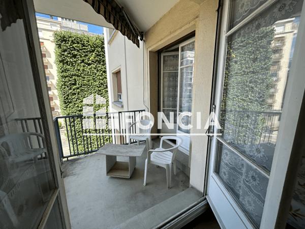 Location Studio meublé 26.7 m² - 13 AVENUE GENERAL CHAMPON Grenoble 38000