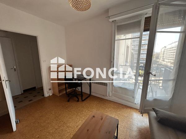 Location Studio meublé 26.7 m² - 13 AVENUE GENERAL CHAMPON Grenoble 38000