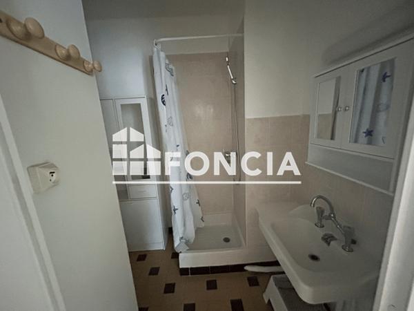 Location Studio meublé 26.7 m² - 13 AVENUE GENERAL CHAMPON Grenoble 38000