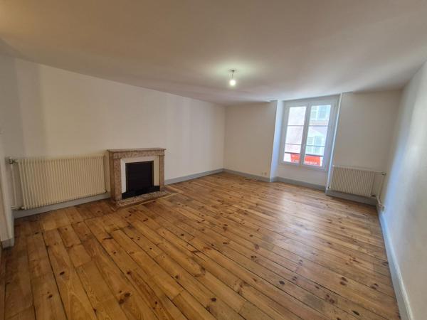 T2 CENTRE - VILLE VOIRON – IDÉAL INVESTISSEUR / PREMIER ACHAT