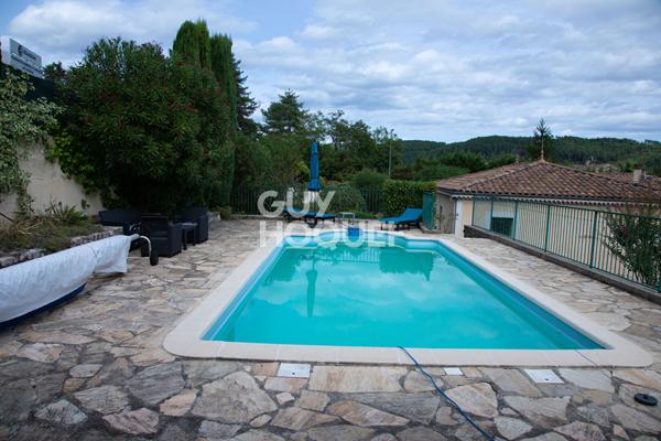 Maison de caractère avec piscine Aubenas 157 m2