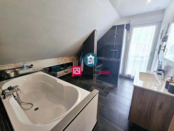 Votre agence "Propriétés-Privées .Com"  vous propose :