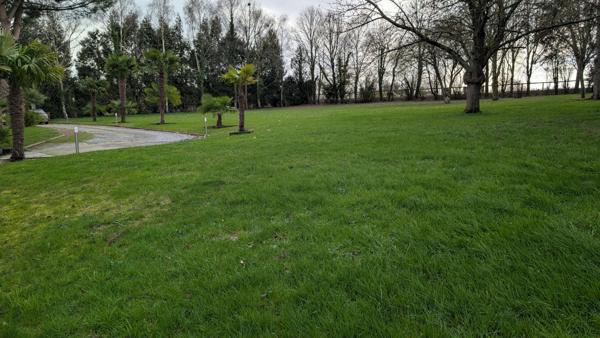 Janzé (35150) Coup de cœur — Maison de caractère avec atelier et double garage — Idéal artisan