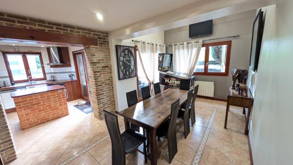 Janzé (35150) Coup de cœur — Maison de caractère avec atelier et double garage — Idéal artisan