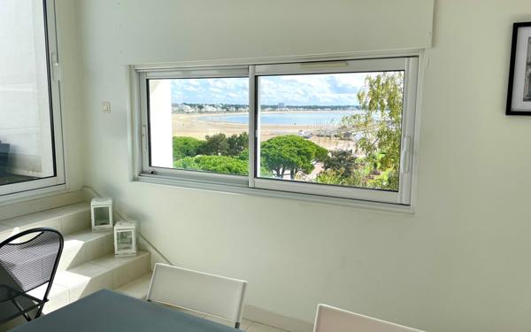 Appartement à louer    3 pièces • 79,85 m2 Royan