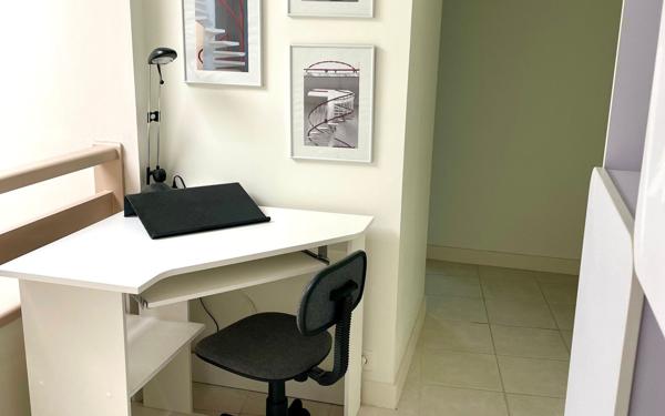 Appartement à louer    3 pièces • 79,85 m2 Royan