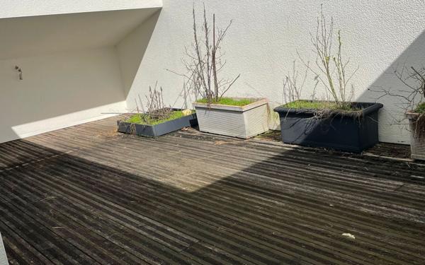 Appartement à louer    3 pièces • 79,85 m2 Royan