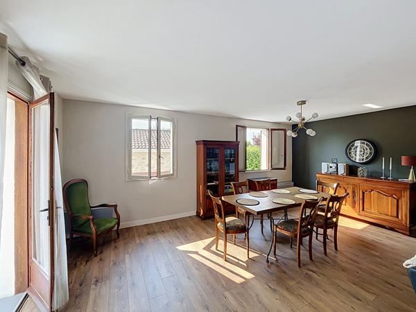 Jolie maison spacieuse, 4 chambres, centre Prayssac