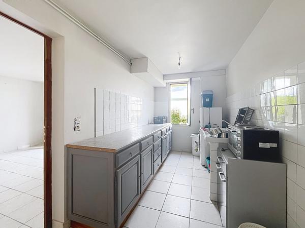 Jolie maison spacieuse, 4 chambres, centre Prayssac