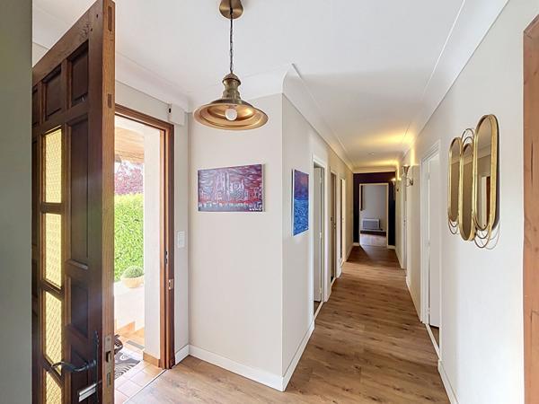 Jolie maison spacieuse, 4 chambres, centre Prayssac