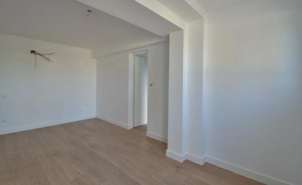 EXCLUSIVITE - Appartement T4 rez de jardin - Garage et parkings