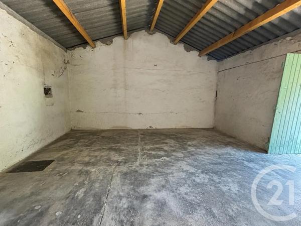 Maison à vendre  5 pièces - 175 m 2   FORCALQUIER  - 04