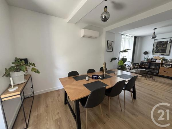 Maison à vendre  5 pièces - 175 m 2   FORCALQUIER  - 04