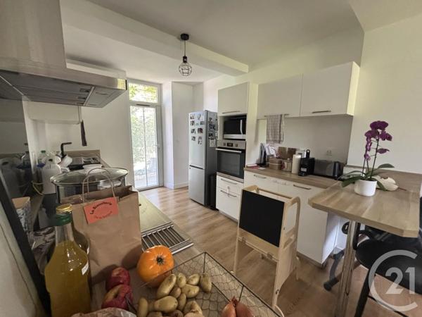 Maison à vendre  5 pièces - 175 m 2   FORCALQUIER  - 04
