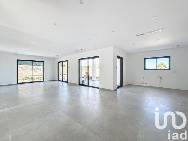 Maison à vendre 7 pièces 193 m² Montagnac