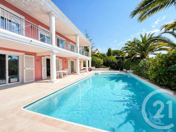 Maison à vendre  6 pièces - 192 m 2   MOUGINS  - 06