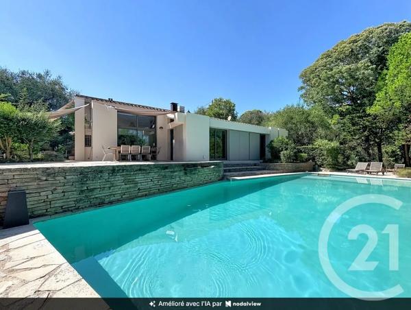Maison à vendre  6 pièces - 192 m 2   MOUGINS  - 06