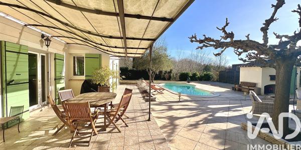 Maison à vendre 6 pièces 156 m² Saint-Marcel-d'Ardèche