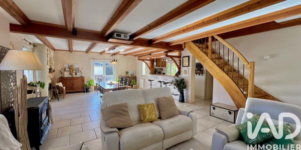 Maison à vendre 6 pièces 156 m² Saint-Marcel-d'Ardèche